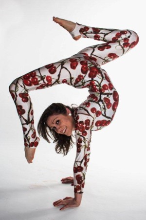 Contortionists for hire from Jon Anton Entertainments.