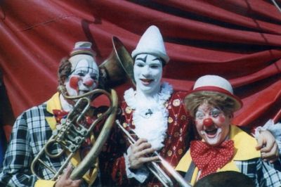 Jon Anton Presents...a Limited number of MUSICAL CLOWNS available, including the Hilarious BILLY BEDLAM & from Spain, THE Fabulous NIKOLS Family.